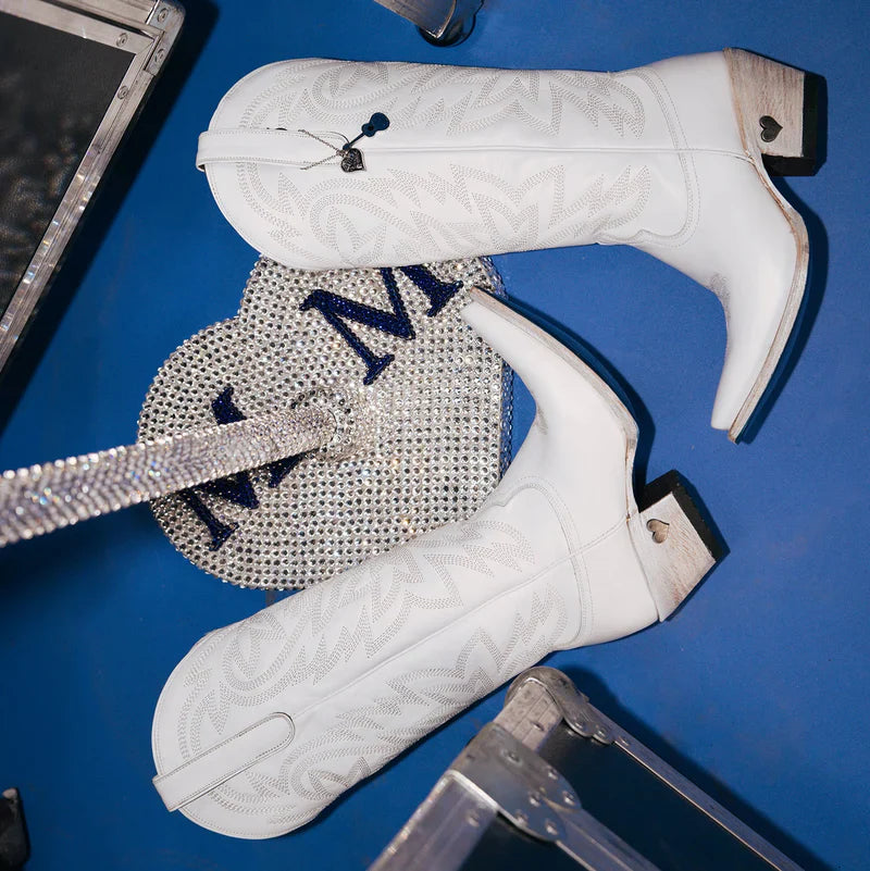 Chic Cowgirl White Boots